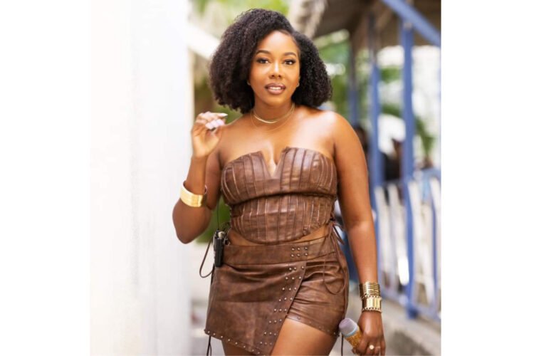 Darline Desca dans le top 7 du classement "Afro-Club, le hit des platines" de RFI Musique