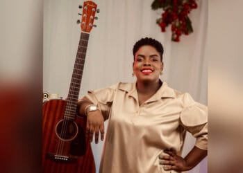 Vava rafle le premier prix du concours de chant de Noël de la Fondation Digicel