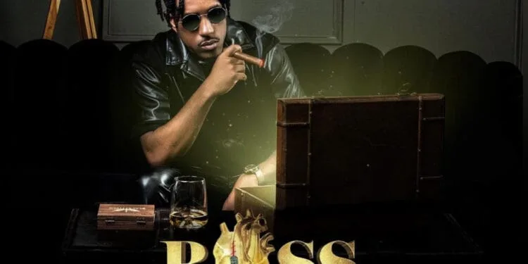 Pour son nouveau projet, Steves J. Bryan campe en “Boss”