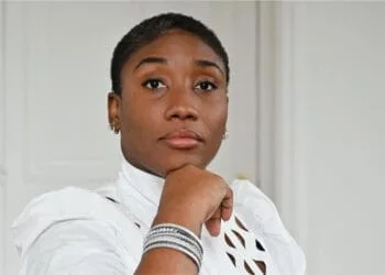 Prix RFI Théâtre 2022 : L’humoriste Gaëlle Bien-Aimé fait honneur à Haïti