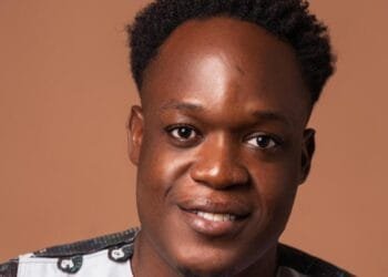 Marc Sony Ricot lauréat du Prix Jacques Roche du journalisme culturel 2025