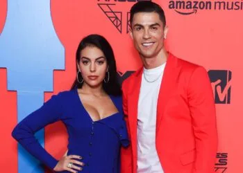 Cristiano Ronaldo et Georgina Rodríguez officiellement engagés