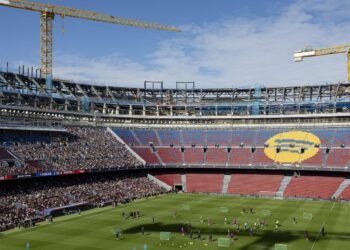 Le Barça retrouve le Camp Nou 2 ans et demi après !